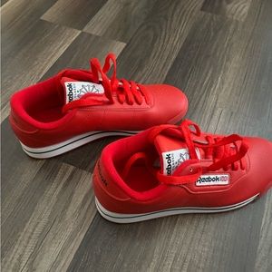 Reebok sneakers - Women’s Size 6 - Like New